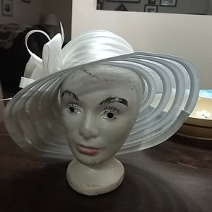 Ladies dress hat